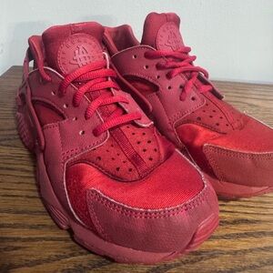 Boy’s Nike Huarache